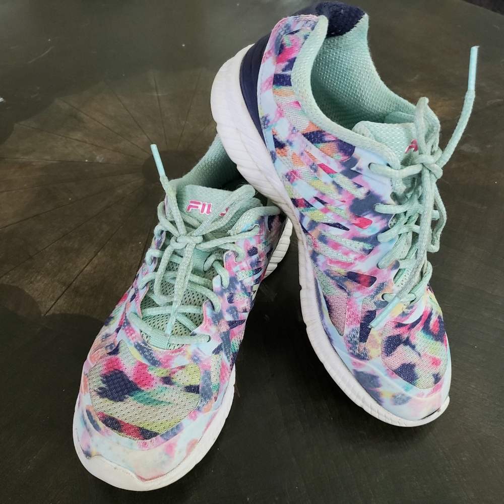 Girls Fila sneakers, size 3.5